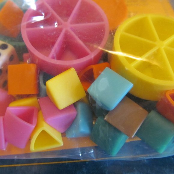 Trivial Pursuit Genus Edition Original Vtg 1981 Version - Picture 12 of 16